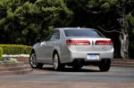Lincoln MKZ 2010 года